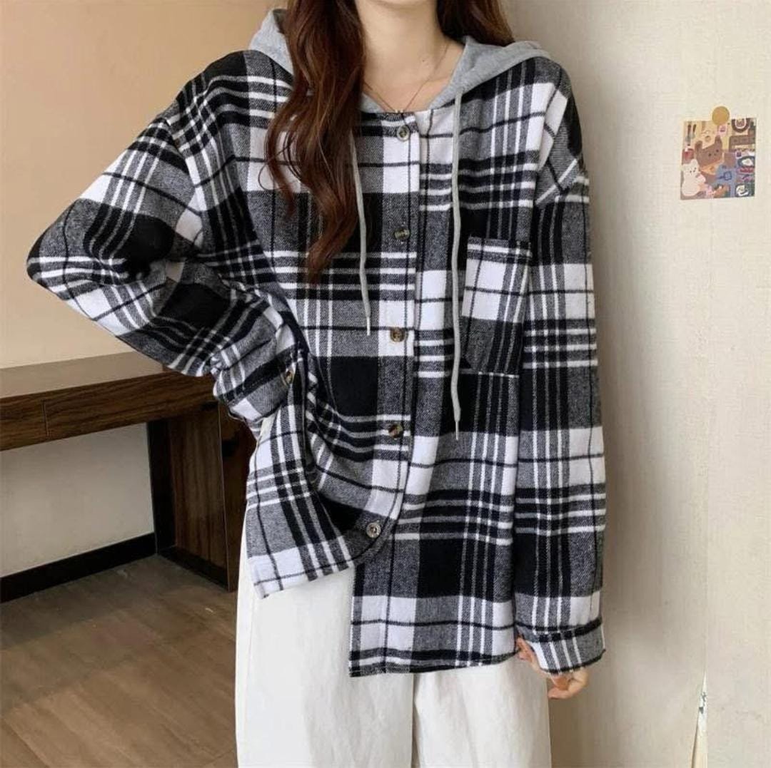 Plaid Fleece Hoodie Shirt – Black/White (Oversized)